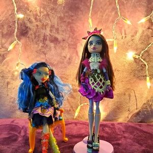Monster high dolls